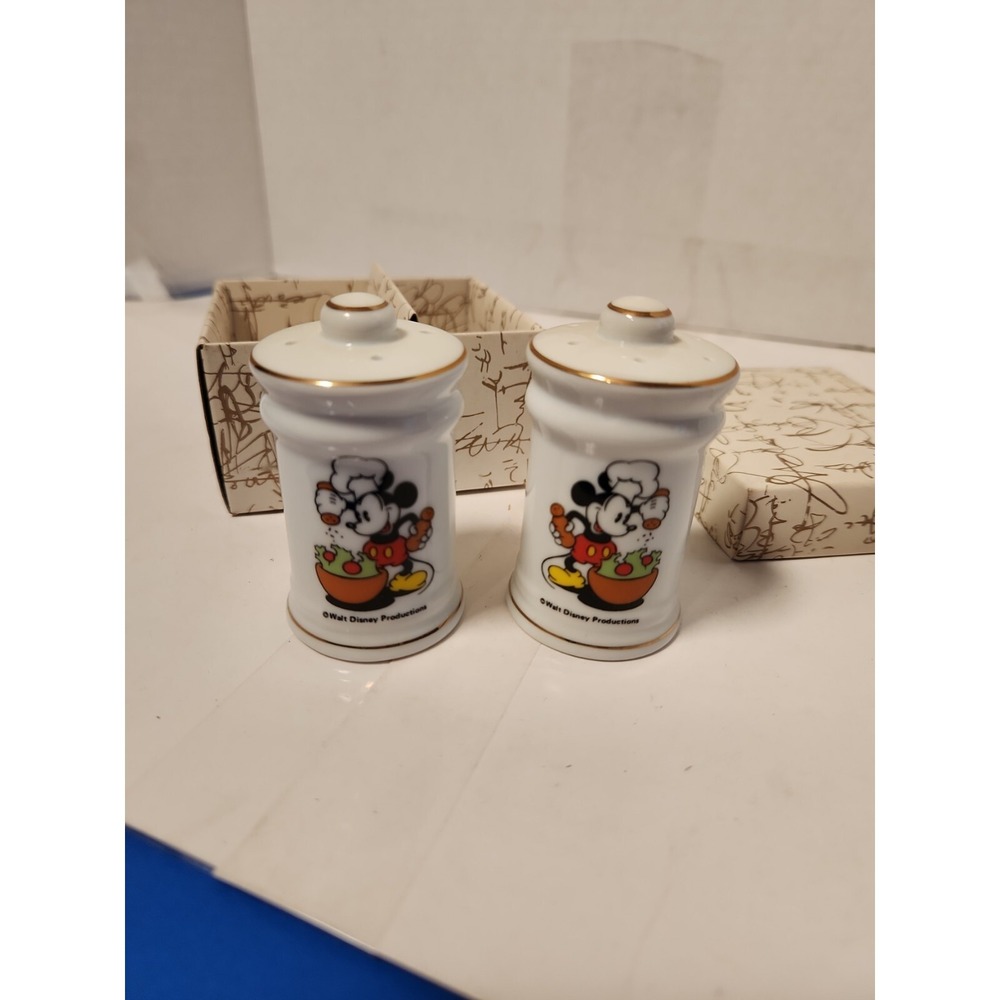 Vintage Disney Mickey Mouse & Minnie ‎ Salt & Pepper Shakers Ceramic Japan